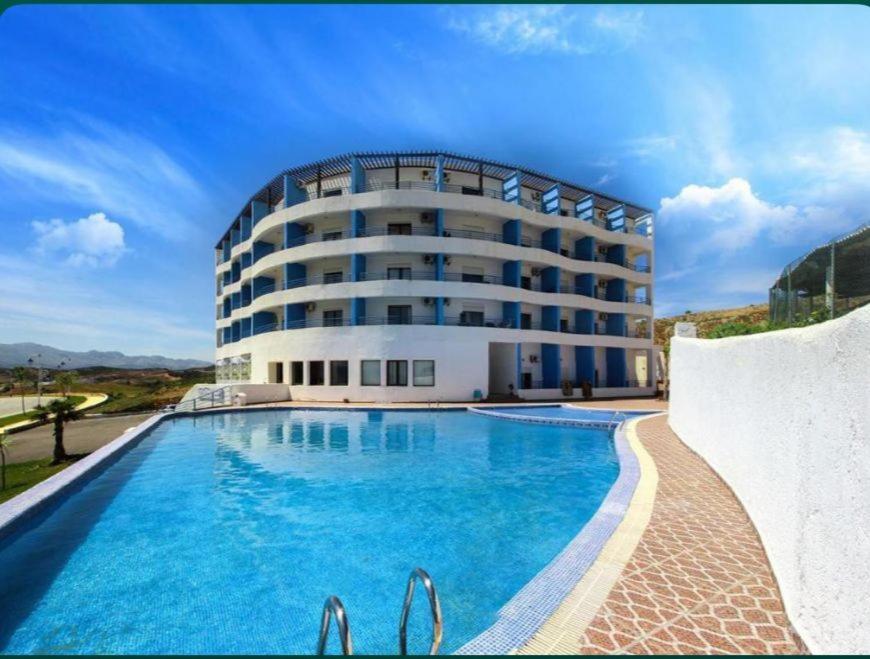 Studio Avec Piscine Et Wifi A Cabonegro Cabo Negro Eksteriør bilde